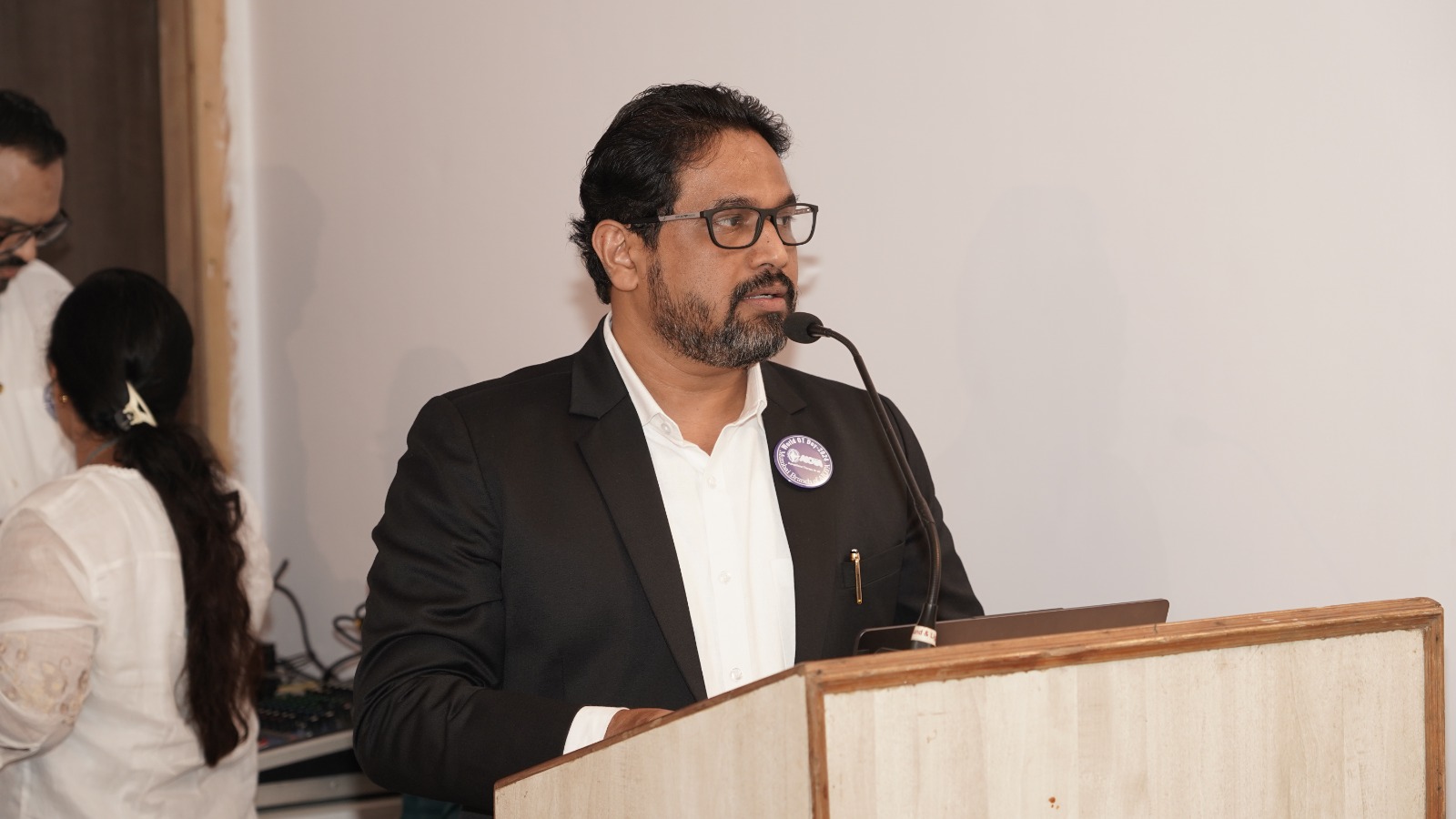 senior occupational therapist in india working with child